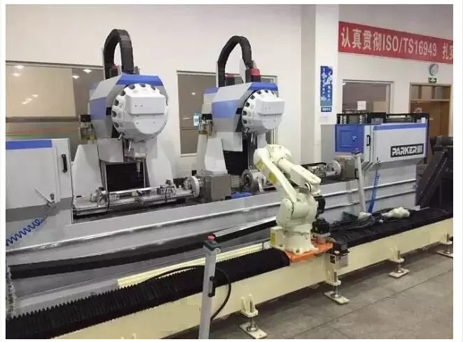 派克機器雙頭加工中心